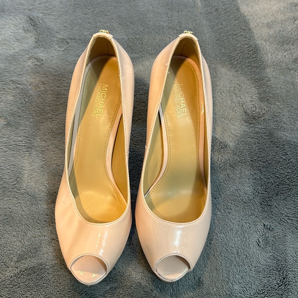 Michael Kors Heels Like New size 6